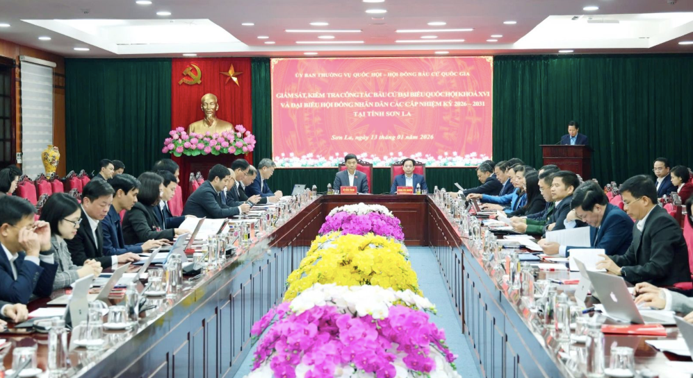 Phó Chủ tịch Quốc hội Vũ Hồng Thanh đề nghị Sơn La chú trọng đại biểu nữ, dân tộc thiểu số trong bầu cử